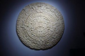 Voir le détail de cette oeuvre: Calendrier Azteques